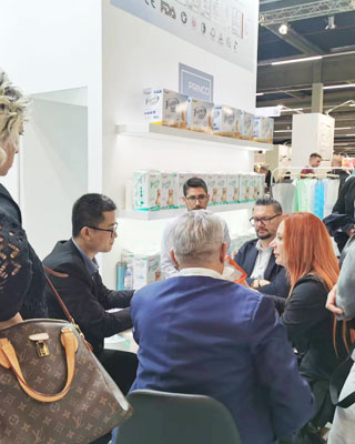 پاکسازی سطح یکبار مصرف خانگی پاک کننده های خیس سریع 60pcs/bag 70pcs/bag 17